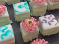Petit-four