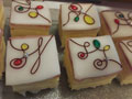 Petit-four